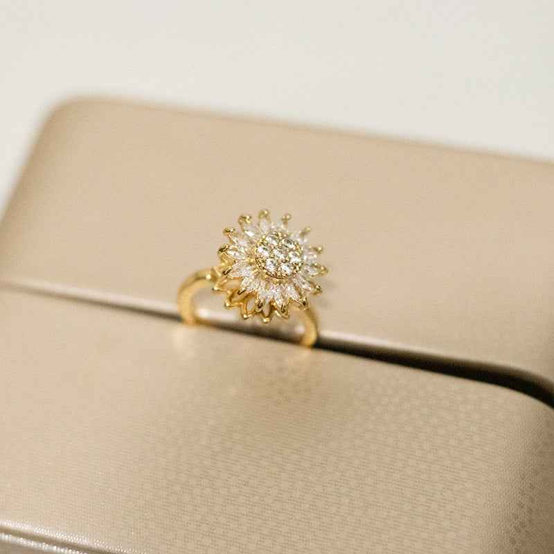 Solros Snurrring mot Ångest – Fidget Ring i Koppar Guld & Silver